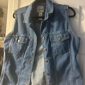 St. John's Bay Blue Denim Vest